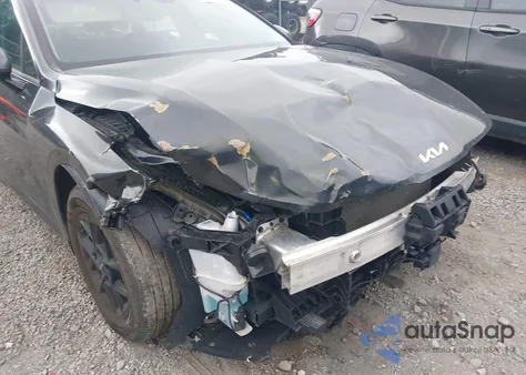 2025 Kia K5 Lxs from USA, damaged, VIN KNAG24J70S5281148